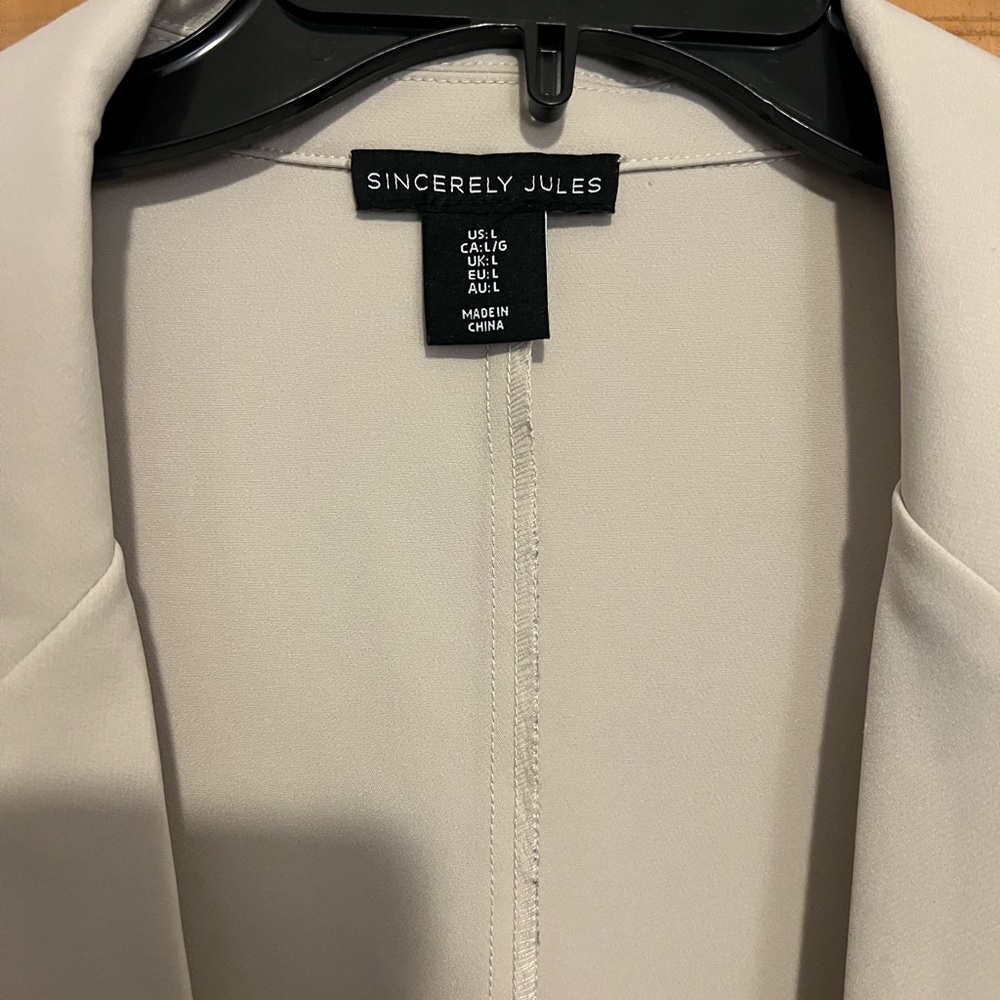 Sincerely Jules Cream Open-Front Blazer - Picture 2 of 4